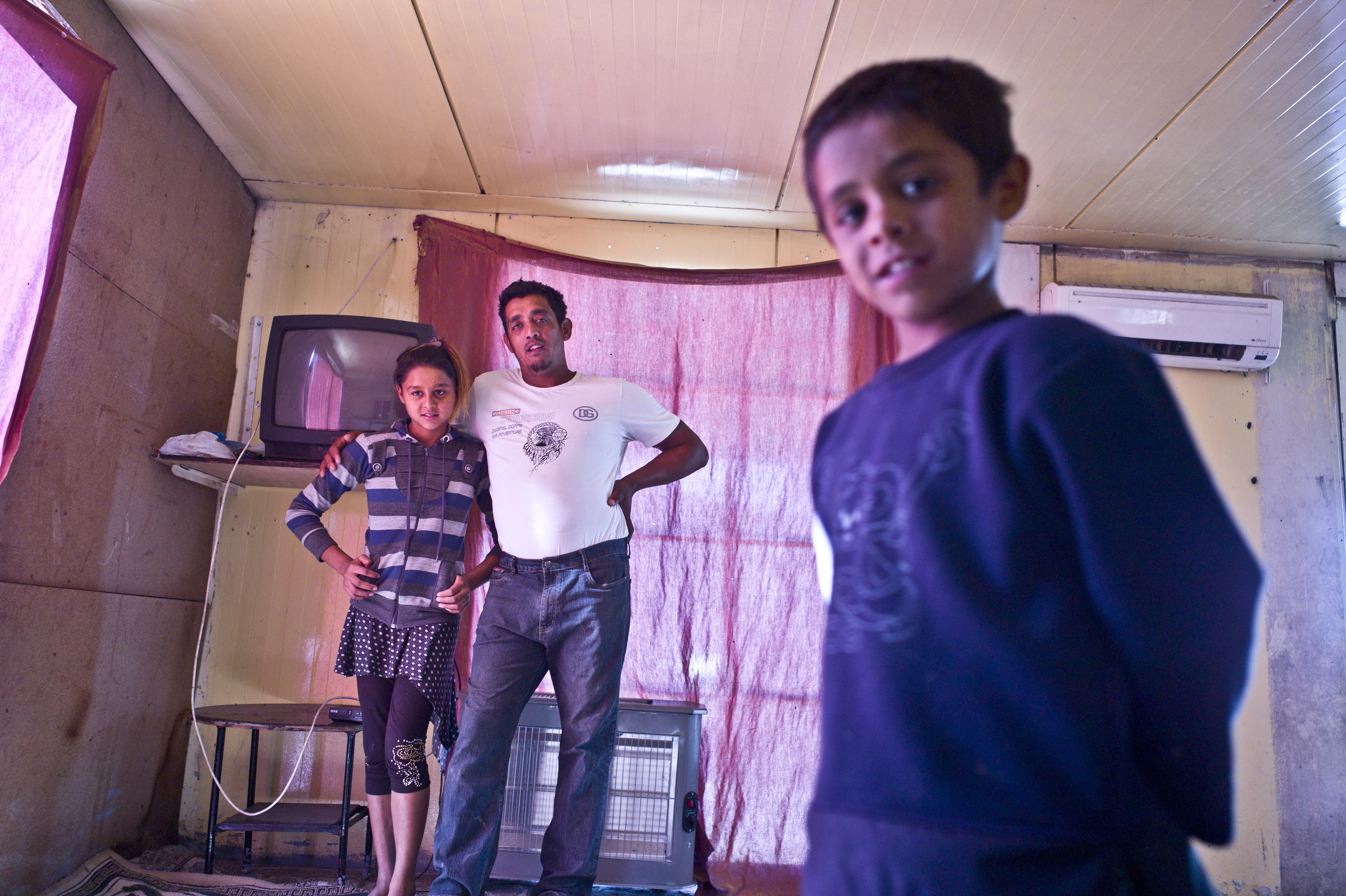 alert; camp; farsala; Greek crisis; gypsy; missing children; poverty; Roma; slum; squater; thessaly; Ρομά; Φάρσαλα; καταυλισμός; συνοικισμός; τσιγγάνοι; τσιγγάνος