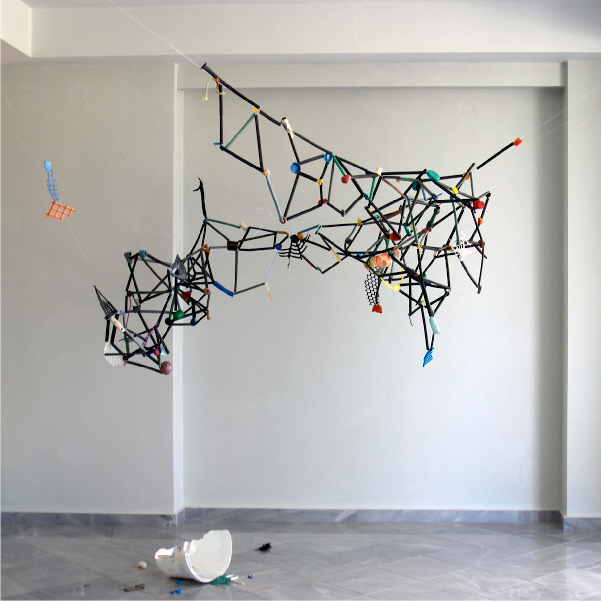 04_.ionion_molecule_1