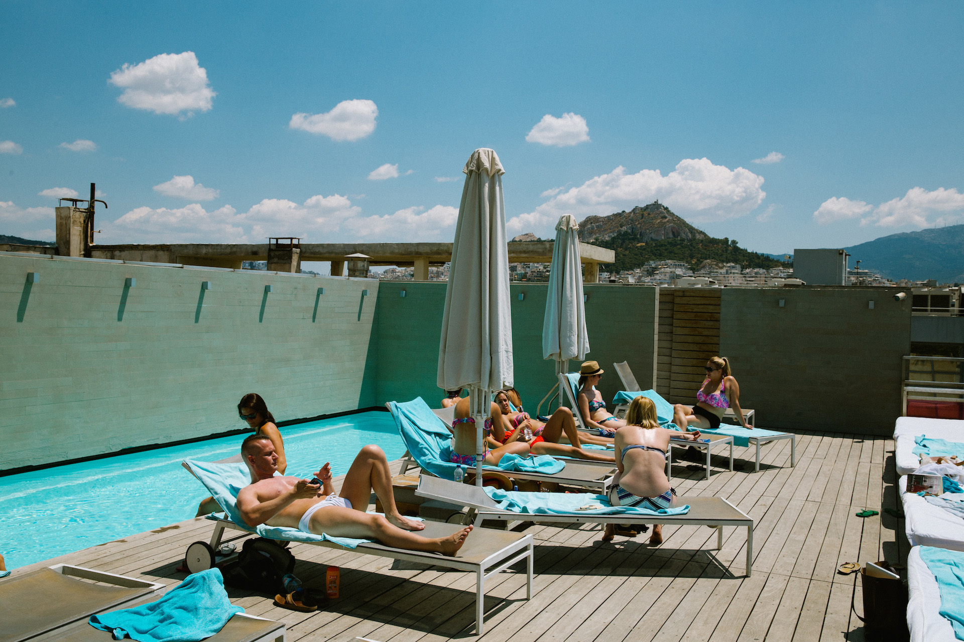 Swimming pools in Athens / Πισίνες στην Αθήνα