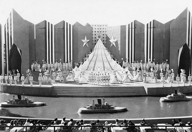 Το σόου Αquacade.