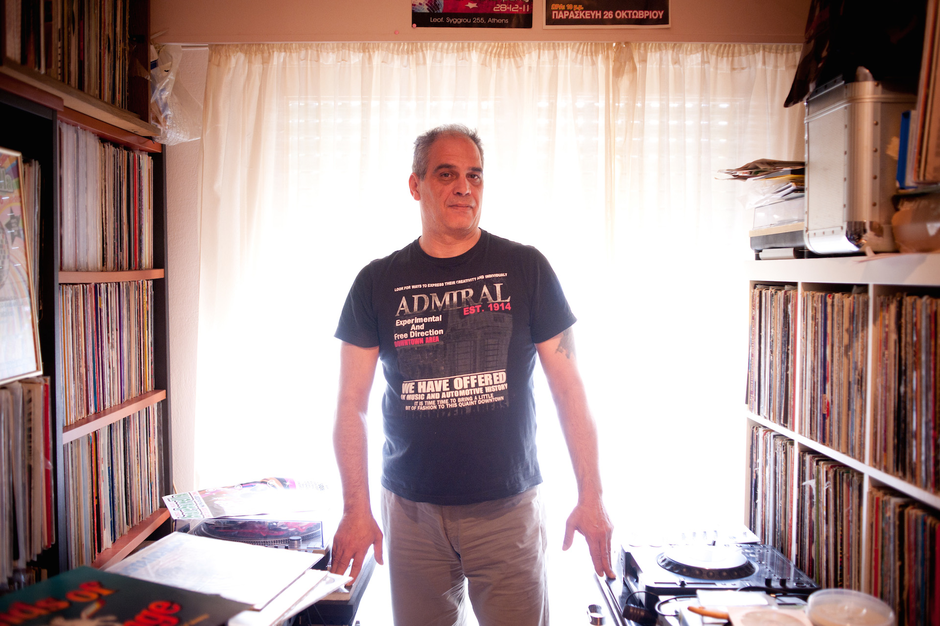 D.J. Petros Bratakos Barbarella / D.J. Πέτρος Μπρατάκος Μπαρμπαρέλλα