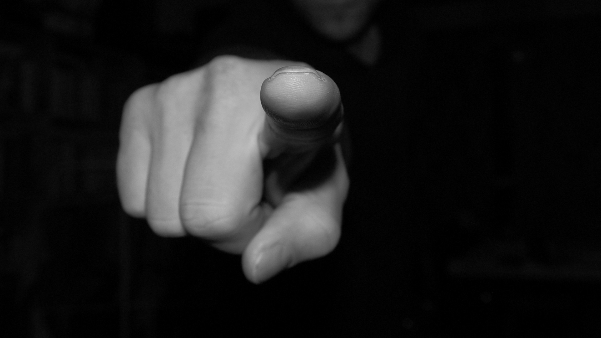 accuse-finger-pointing