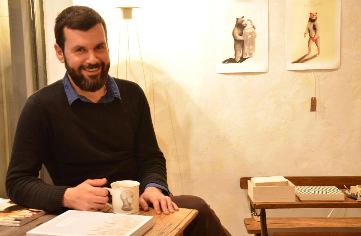 Ο Γιώργος (… χωρίς τη μάσκα ελαφιού!)