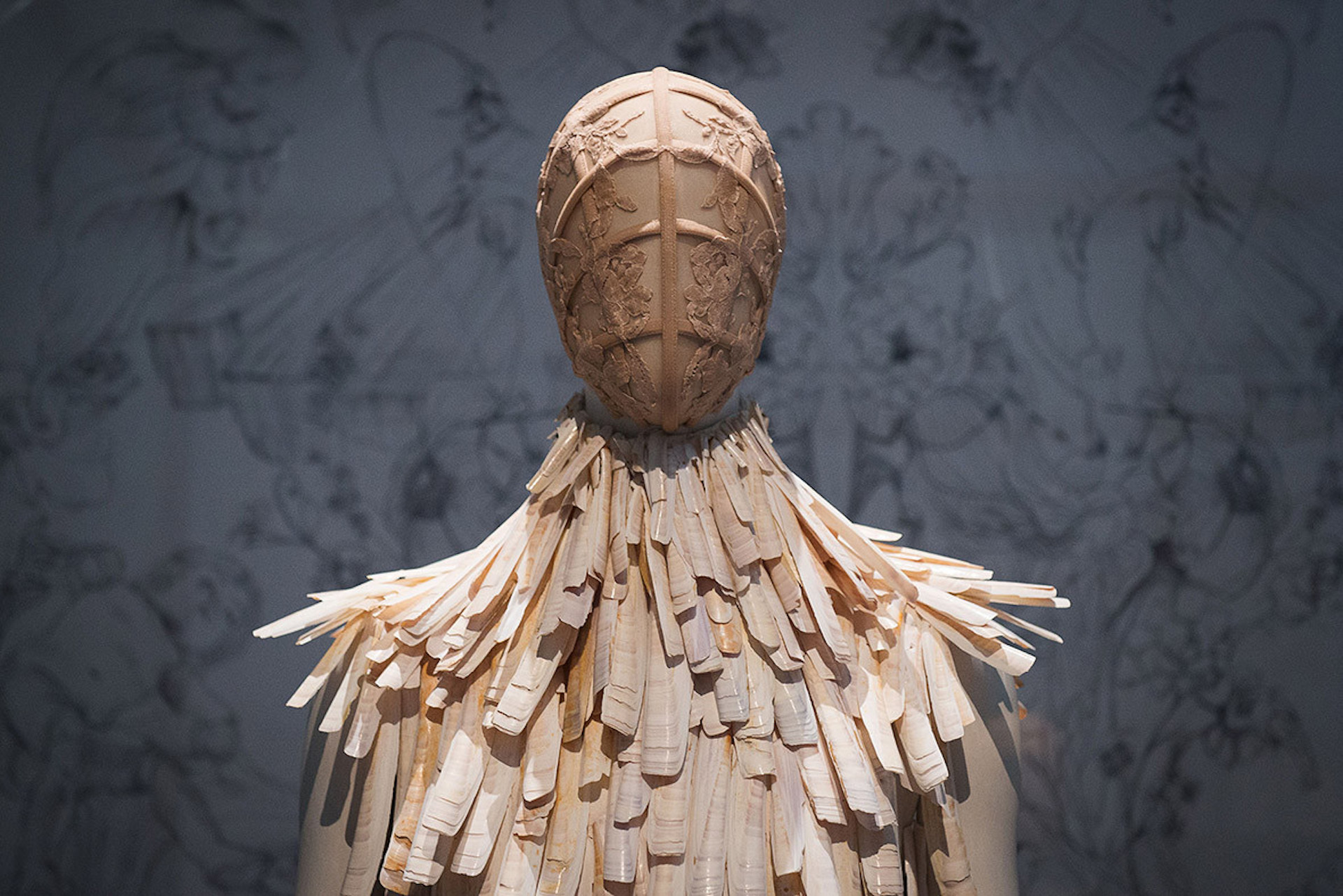 alexander-mcqueen-savage-beauty-v