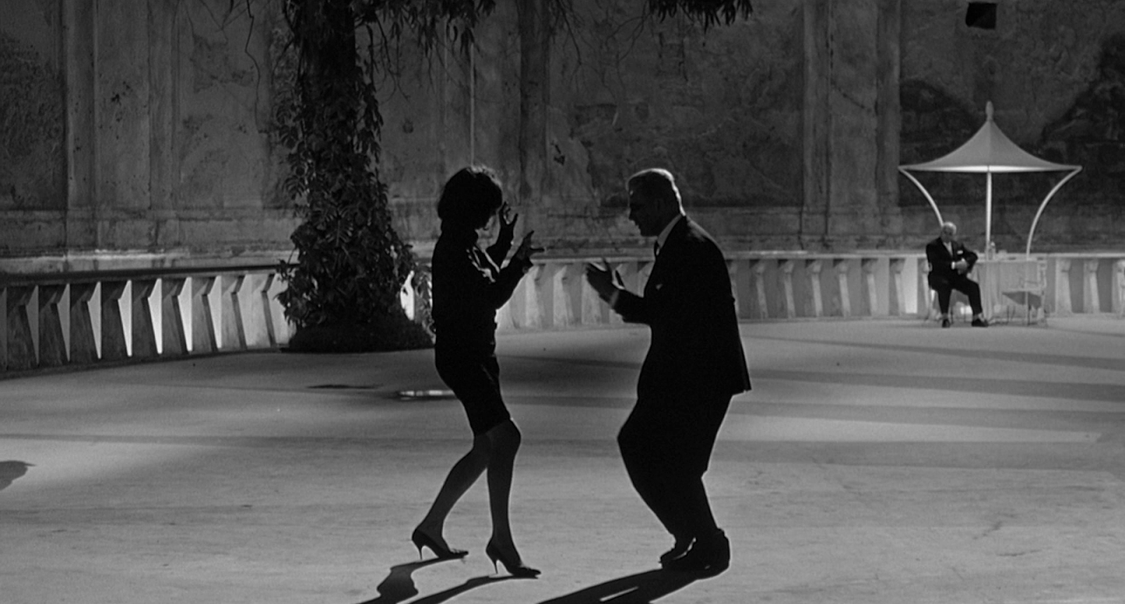 Fellini-2