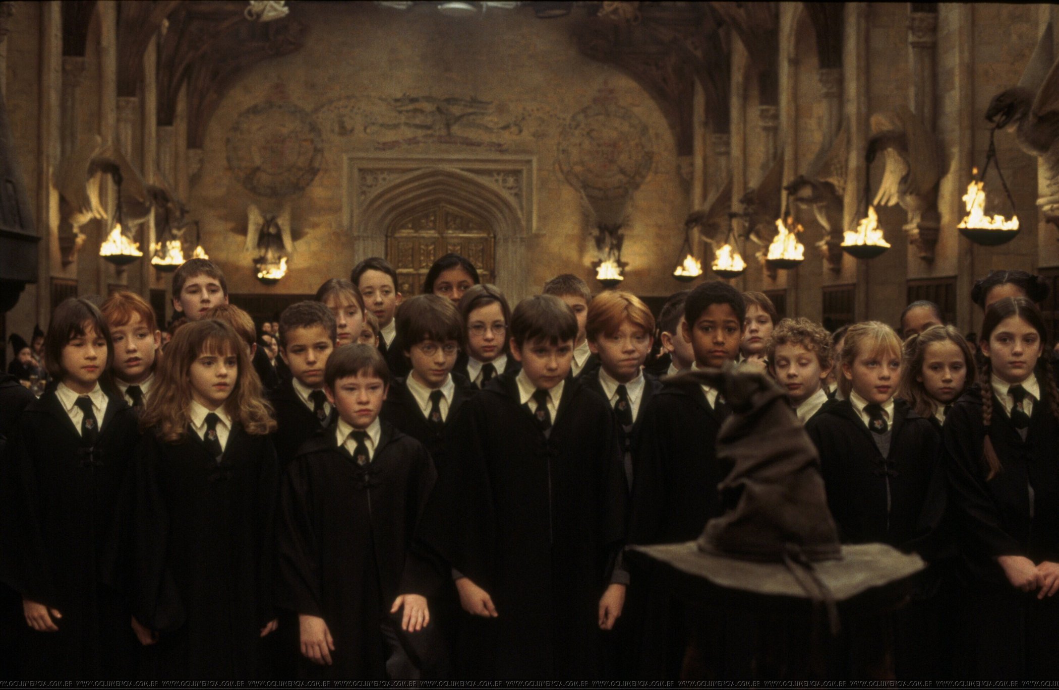 philosopher-s-stone-harry-james-potter-22901575-2100-1369