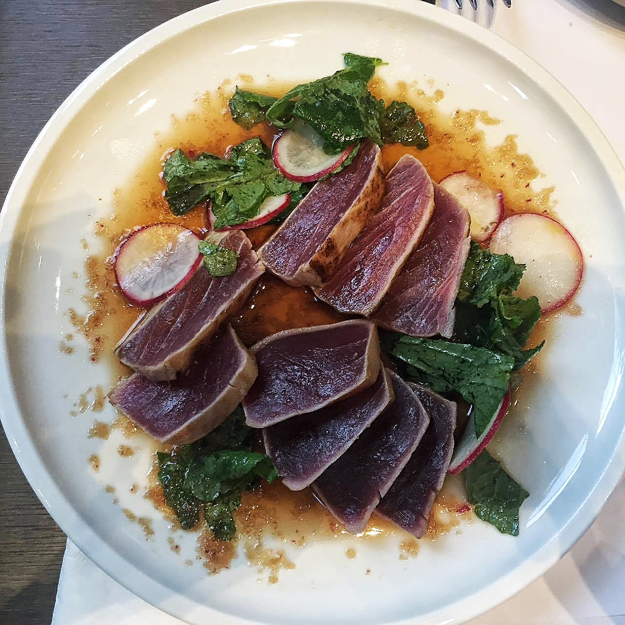 Τόνος με ραπανάκια