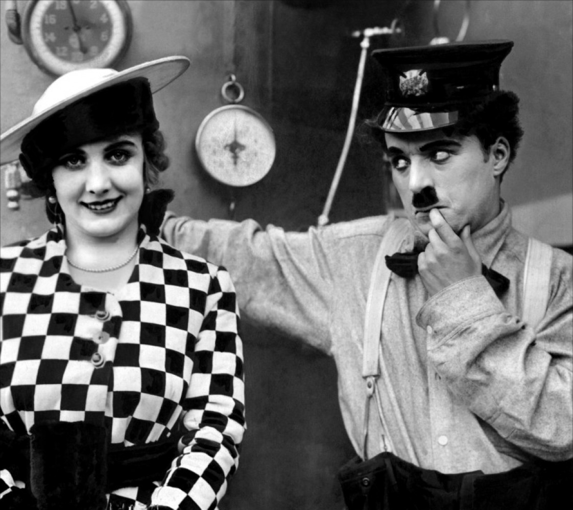 charlot-pompier-1916-01-g