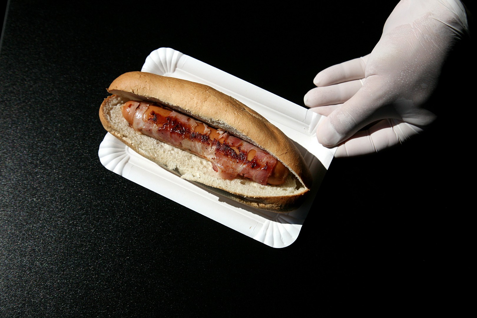 Αυστηρά με ψωμάκι πολυτελείας