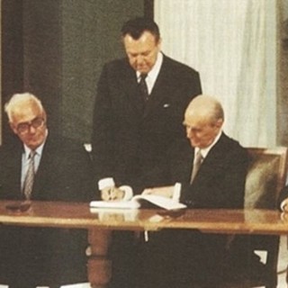 Στις 25 Μαρτίου του 1957 ιδρύεται η Ευρωπαϊκή Οικονομική Κοινότητα