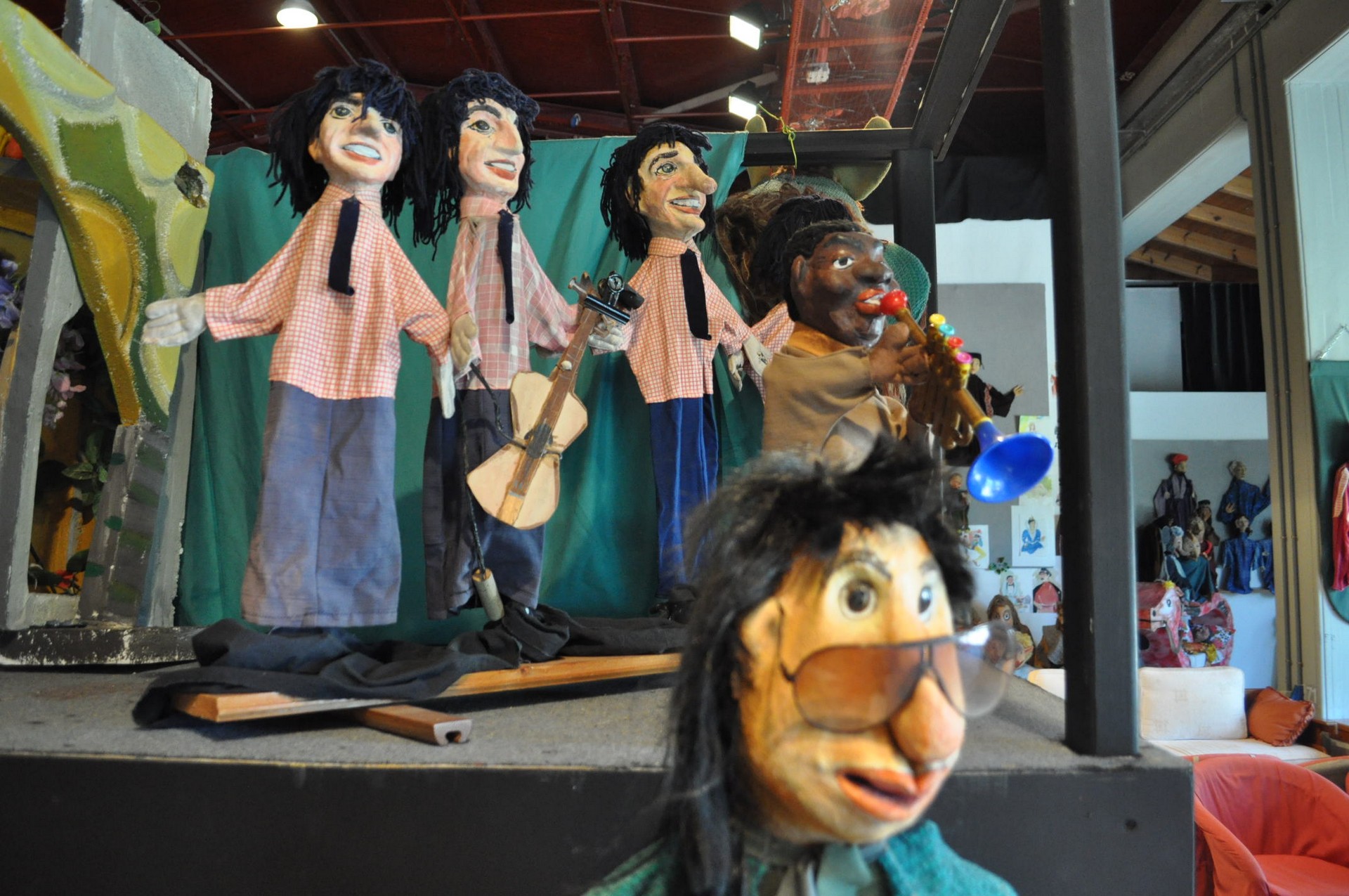 Ç åëëçíéêÞ ìïíÜäá painting animation ôçò äéåèíïýò ðáñáãùãÞò ôáéíßáò Loving Vincent, Êïñùðß, ÁôôéêÞ, Áðñßëéïò 2016