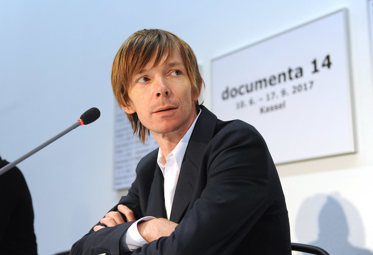 Ο καλλιτεχνικός διευθυντής της documenta 14 Άνταν Σίμτσικ για πρώτη φορά έδωσε αποκρυσταλλωμένη την εικόνα του οράματος της γερμανικής διοργάνωσης που ήρθε και στην Αθήνα.