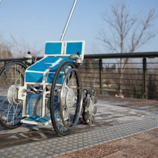 Laddroller: το αμαξίδιο που αλλάζει τη ζωή των ανθρώπων με αναπηρία