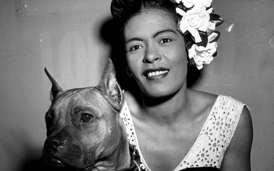 Στις 7 Απριλίου του 1915 γεννιέται η μεγάλη τραγουδίστρια της τζαζ, Billie Holiday...