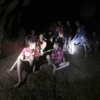 Η Σπηλιά που Χώρεσε έναν Πλανήτη