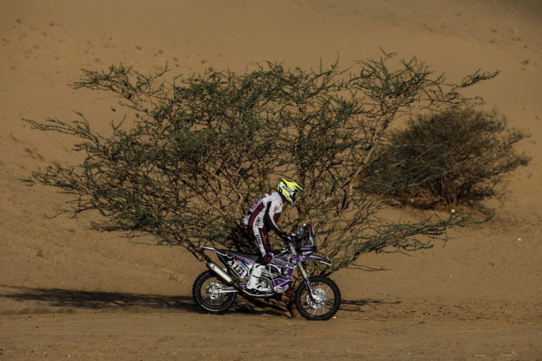 width=768