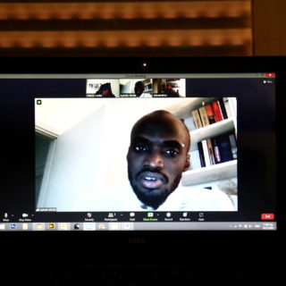 Ο Αλέξανδρος πριν 10 χρόνια δεν ήξερε καμία ελληνική λέξη και πέρσι πήρε πτυχίο Νομικής