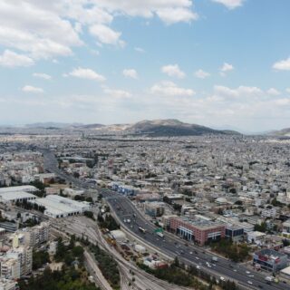 Φορολογικό νομοσχέδιο: Μειώσεις 30% έως 70% στο τεκμαρτό εισόδημα