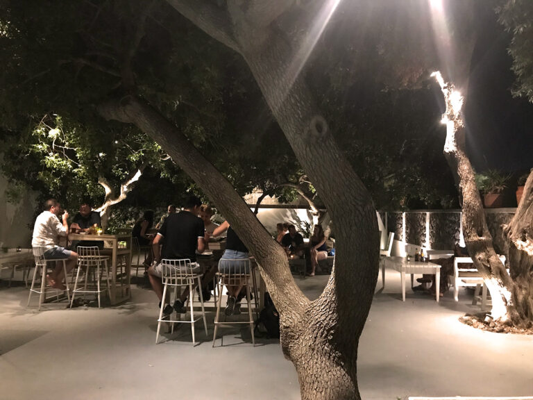 Assyrtico Beer Garden
