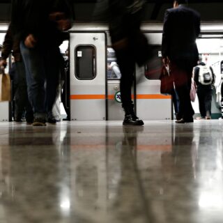 Βλάβη στη γραμμή 3 του Μετρό - Ακινητοποιήθηκε συρμός σε τούνελ