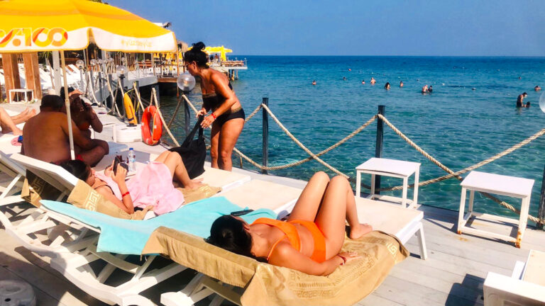 Μικρασιατικά παράλια (το ερντογανικό «Turkaegean») - Kουσάντασι