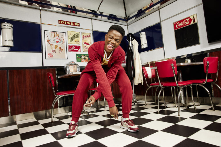 Puma x Coca Cola: Μια συλλογή που καταφέρνει να φέρει τα classics του παρελθόντος στο σήμερα