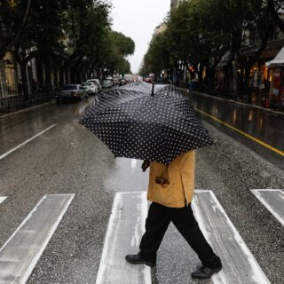 Έκτακτο δελτίο της ΕΜΥ: Χριστούγεννα με ισχυρές βροχές και καταιγίδες