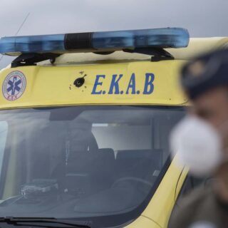 Πατέρας μαχαίρωσε την κόρη του στο Αιγάλεω