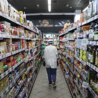 Κουπόνια για αγορές σε σούπερ μάρκετ - Ποια νοικοκυριά τα δικαιούνται