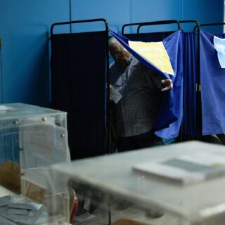 Καταργείται ο Β’ γύρος στις αυτοδιοικητικές εκλογές