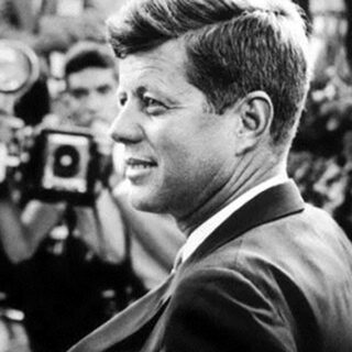 Στις 22 Νοεμβρίου του 1963 δολοφονείται ο Τζον Κένεντι