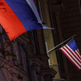 Αναβλήθηκε η συνάντηση μεταξύ Ρούμπιο και Λαβρόφ