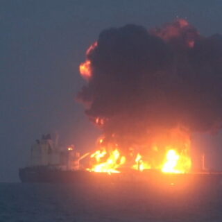 Επίθεση σε τάνκερ ελληνικών συμφερόντων στα Στενά του Ορμούζ