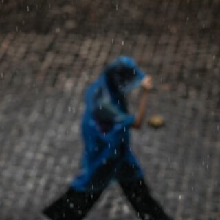 Κακοκαιρία: Σε «κόκκινο συναγερμό» πέντε Περιφέρειες