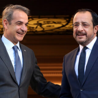 Συνάντηση Μητσοτάκη – Χριστοδουλίδη αύριο στο Μέγαρο Μαξίμου