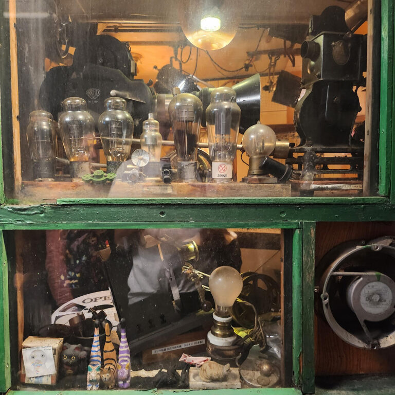 Eigakan, Nico Palermo