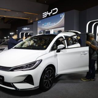 BYD: Φόρτιση ηλεκτρικού αυτοκινήτου σε μόλις 5 λεπτά