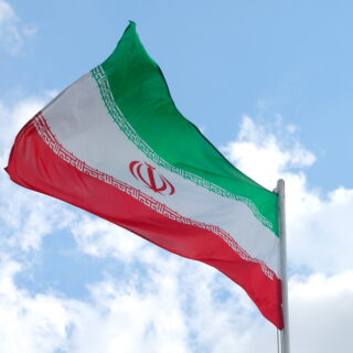 Απάντηση του Ιράν στον Τραμπ: «Κίνδυνος αποσταθεροποίησης της περιοχής εάν επέμβουν οι ΗΠΑ»