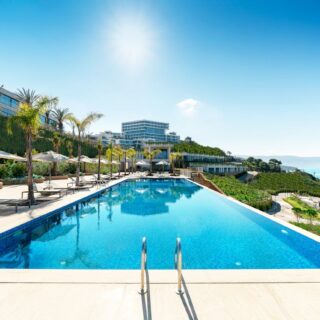 Συναγερμός στην Κρήτη: Το 50% του νερού σε πισίνες με επικίνδυνο βακτήριο – Τουρίστρια στη ΜΕΘ