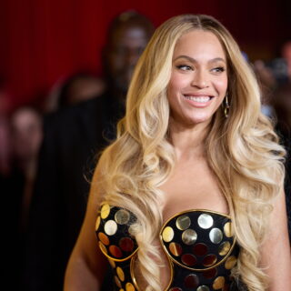Forbes: Στο κλαμπ των δισεκατομμυριούχων η Beyoncé