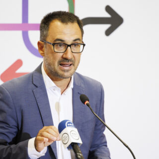 Aλ. Χαρίτσης: «Οι πολίτες στηρίζουν στην πολύ μεγάλη πλειοψηφία τους τον αγώνα των αγροτών»