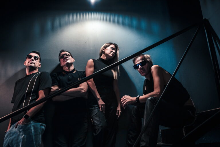 Οι Mikro ετοιμάζονται να... χορέψουν όπως τότε ξανά στο Gagarin 205