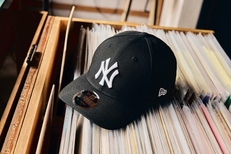 M-Crown