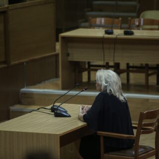 Δίκη Χρυσής Αυγής: Απολογήθηκε η Ελένη Ζαρούλια