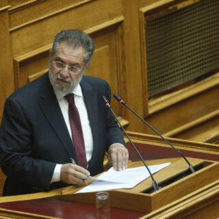 Αντιδράσεις για σχόλιο βουλευτή του ΣΥΡΙΖΑ περί «ψημένων τριτοκοσμικών»