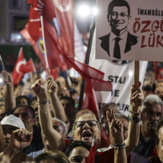 Τουρκία: Έρευνα για «κατασκοπεία» σε βάρος του Εκρέμ Ιμάμογλου