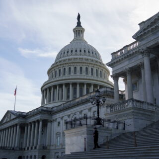 Οι ΗΠΑ οδεύουν προς δεύτερη εβδομάδα δημοσιονομικής παράλυσης