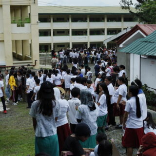 Νέα ισχυρή σεισμική δόνηση στις Φιλιππίνες - Συναγερμός για τσουνάμι