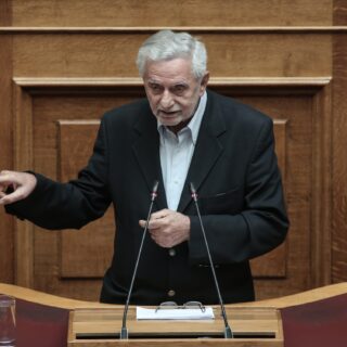 Βουλή: Ορκίστηκε βουλευτής ο Θ. Δρίτσας