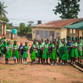 Ένοπλοι απήγαγαν 25 μαθήτριες από οικοτροφείο θηλέων στη Νιγηρία